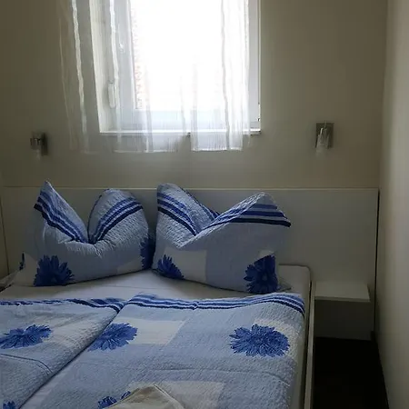 多丽丝公寓
